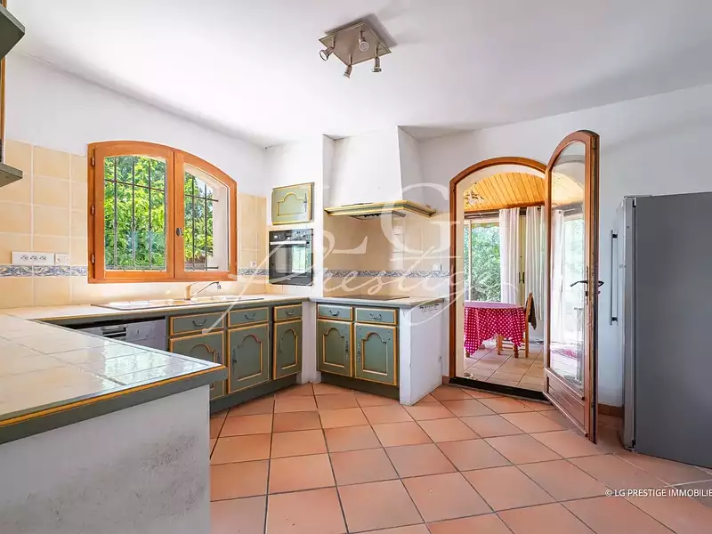 Maison, 160 m²