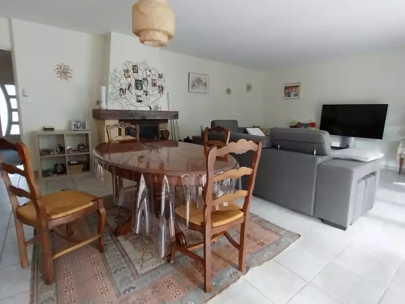 Maison, 136 m²