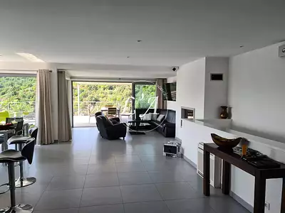 Maison, 205 m²