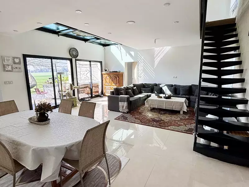 Maison, 183 m²