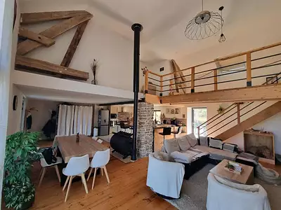Maison, 196 m²
