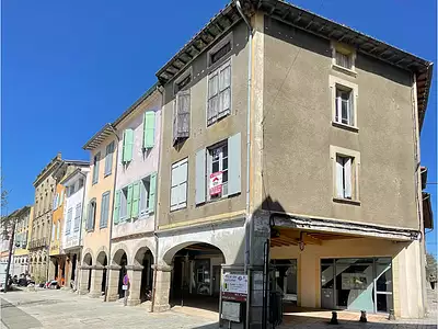 Immeuble, 220 m²