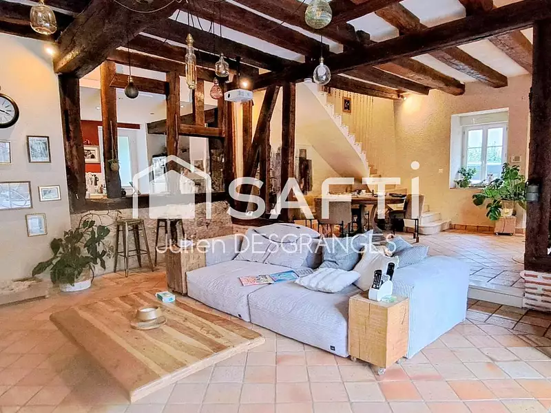 Maison, 270 m²