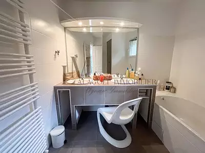 Maison, 234 m²