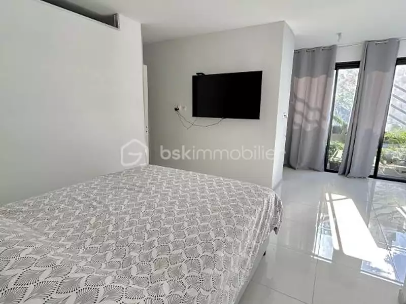 Maison, 250 m²