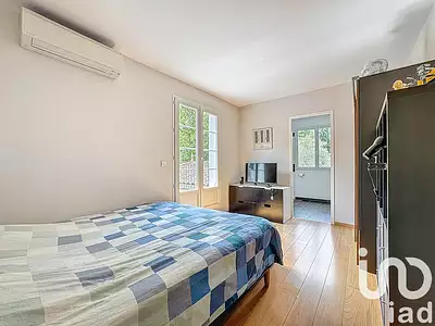 Maison, 239 m²