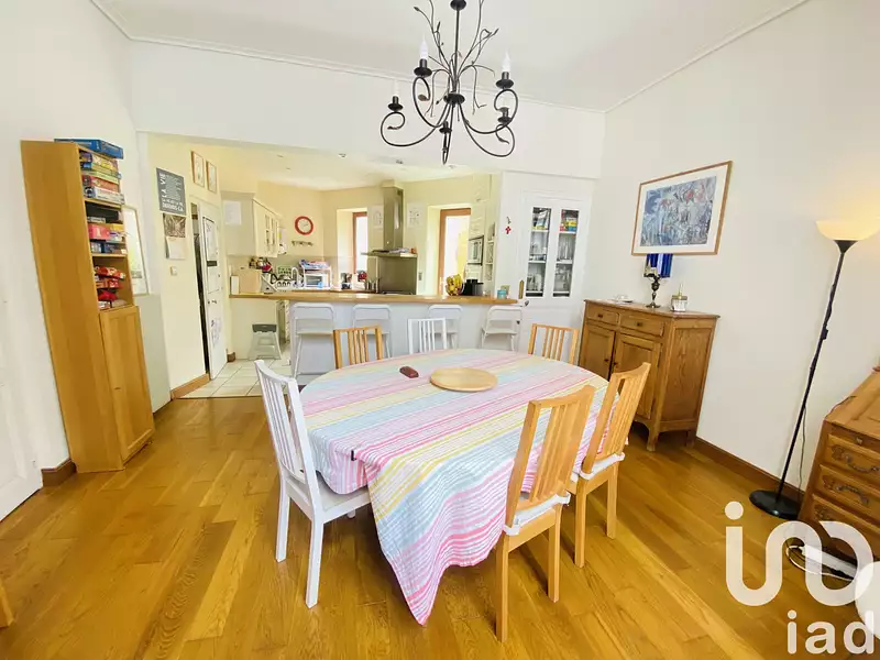 Maison, 177 m²