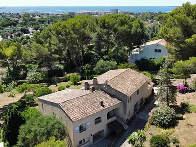 Maison, 352 m²