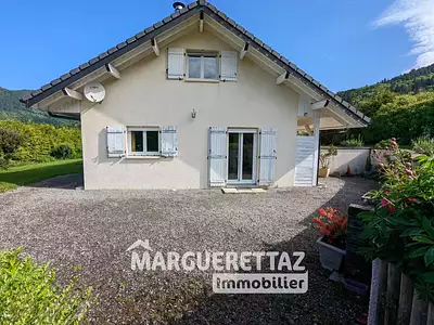 Maison, 107 m²