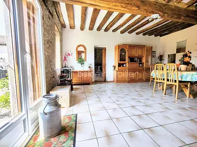 Maison, 296 m²