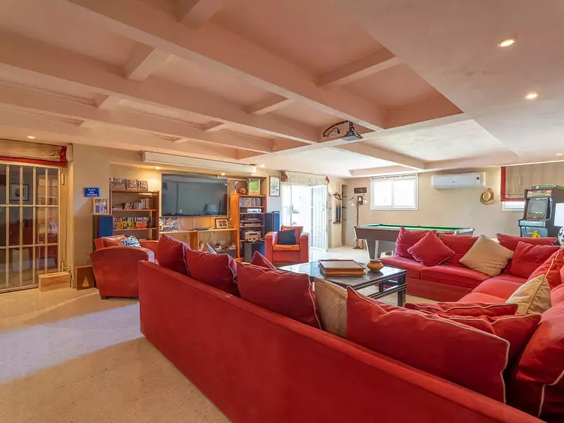 Maison, 338 m²