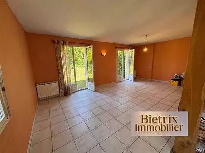 Maison, 230 m²