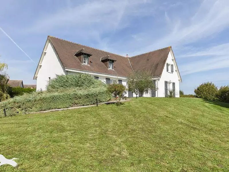 Maison, 225 m²