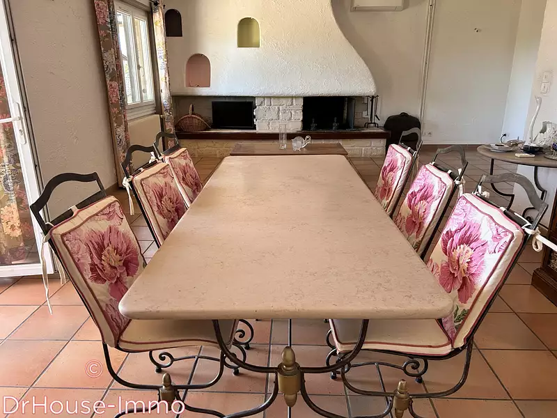 Maison, 205 m²