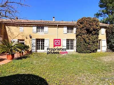 Maison, 266 m²