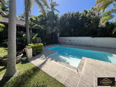 Maison, 280 m²