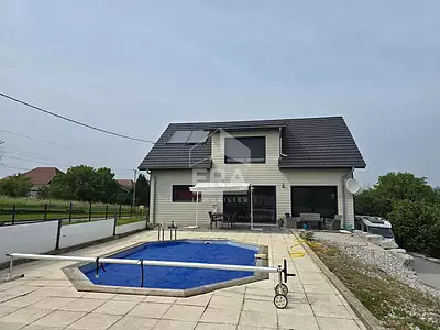 Maison, 208 m²