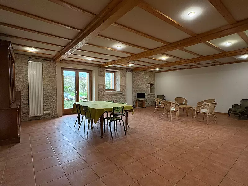 Maison, 163 m²