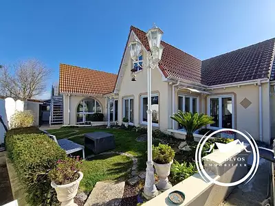 Maison, 216 m²