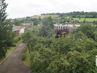 Maison, 275 m²