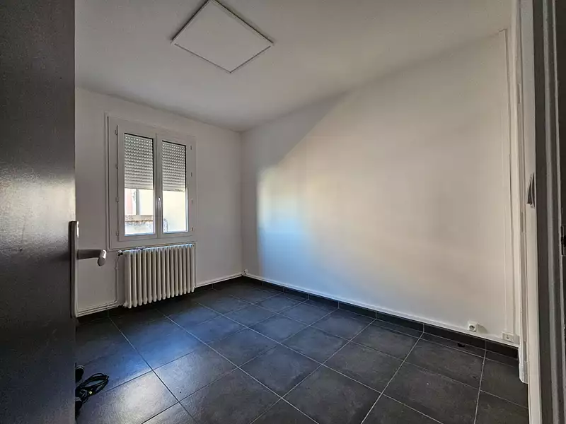 Divers, 80 m²