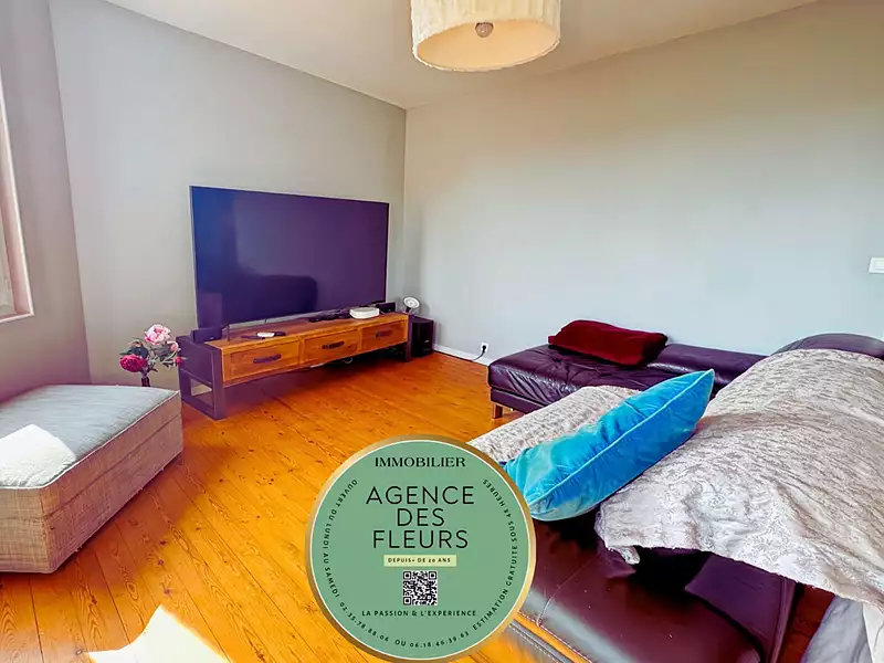 Maison, 235 m²