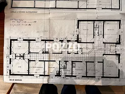 Immeuble, 380 m²