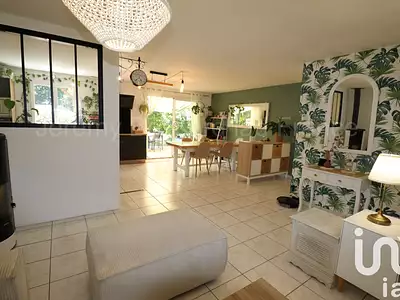 Maison, 99 m²