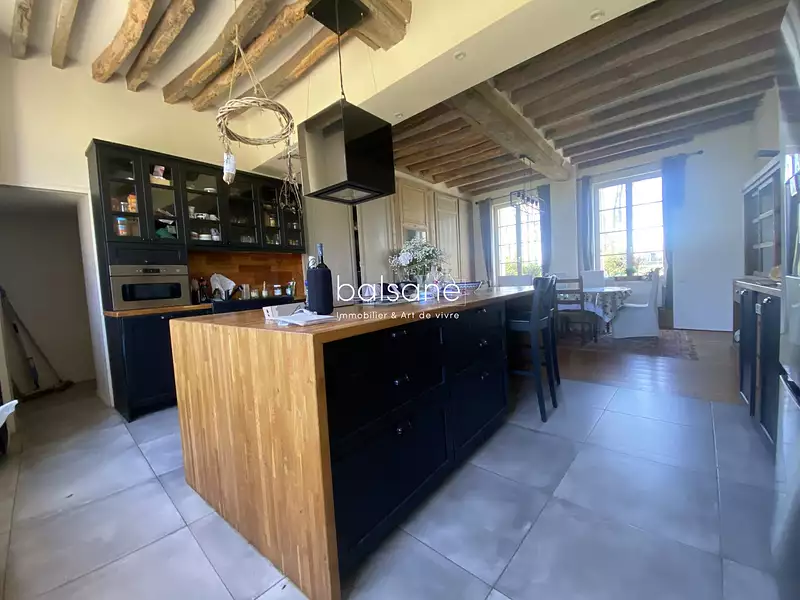 Maison, 276,24 m²