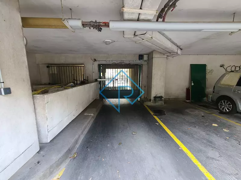 Parking, 10 m²