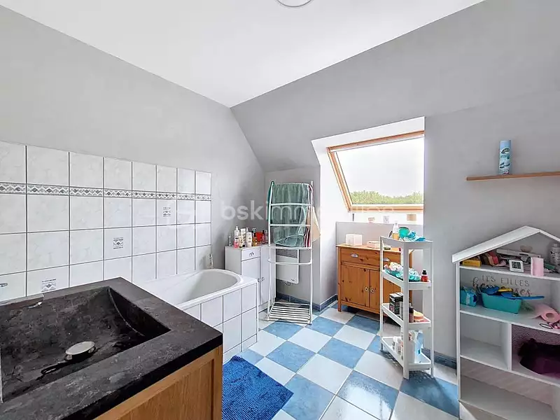 Maison, 195 m²