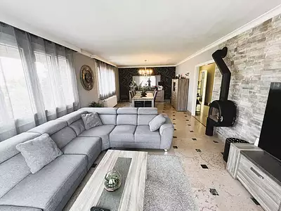 Maison, 185 m²