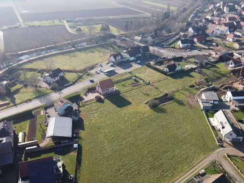 Terrain, 380 m²