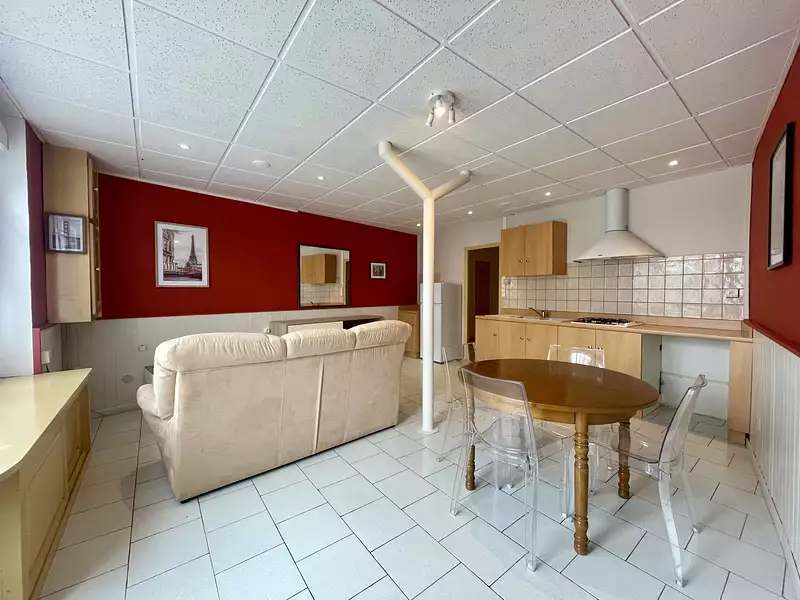 Immeuble, 198 m²
