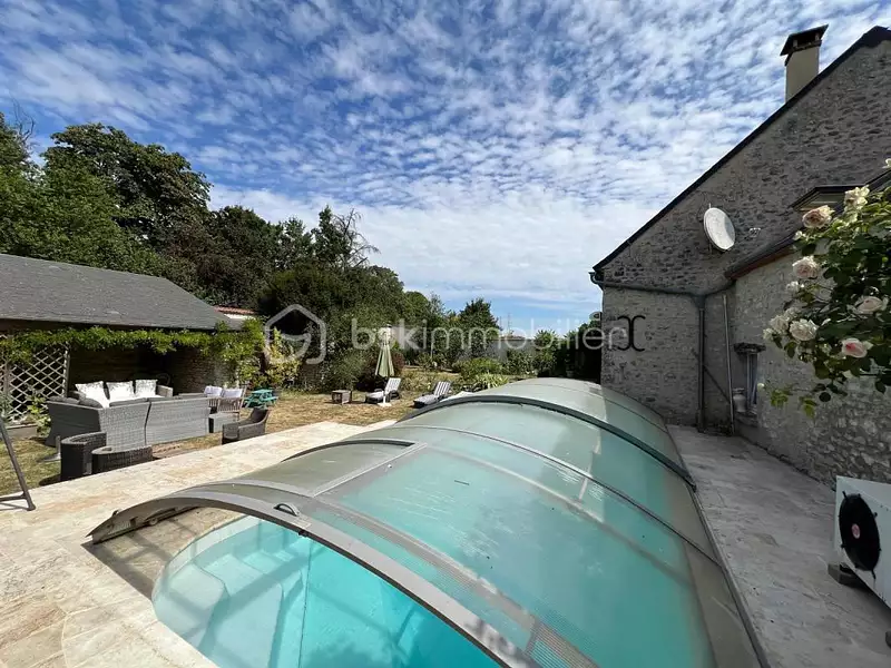 Maison, 176 m²