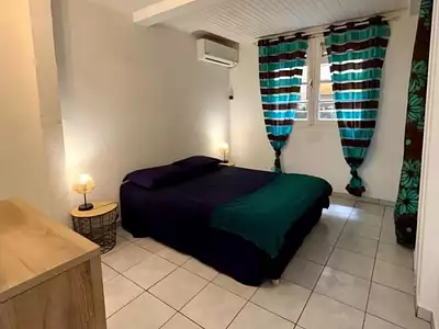 Immeuble, 180 m²