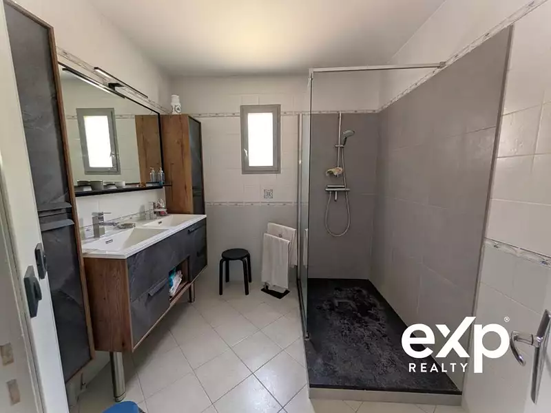 Maison, 105 m²