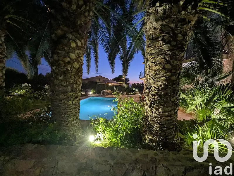 Maison, 197 m²