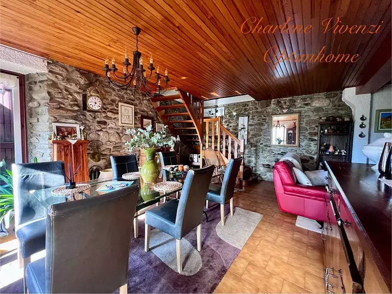 Maison, 200 m²
