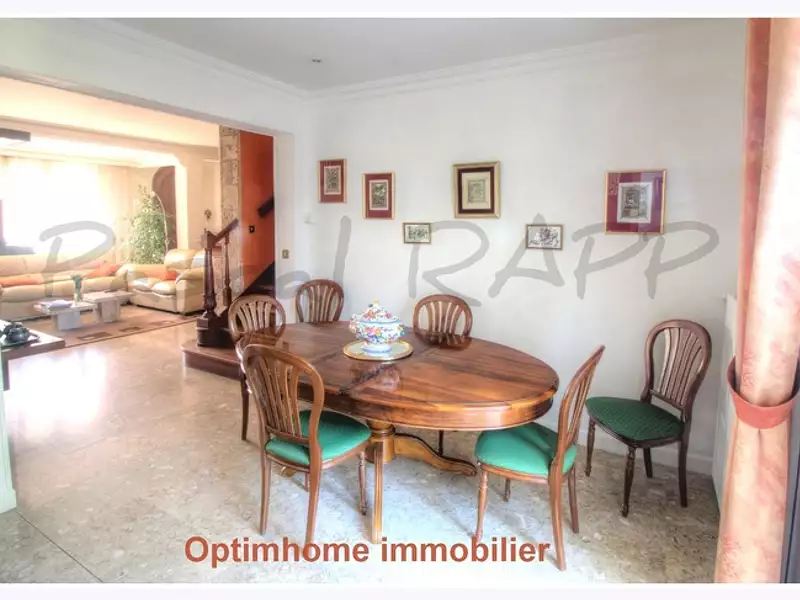 Maison, 140 m²
