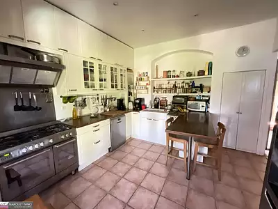 Maison, 216 m²