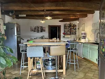 Maison, 780 m²
