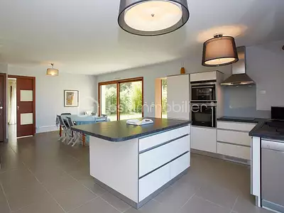 Maison, 332 m²