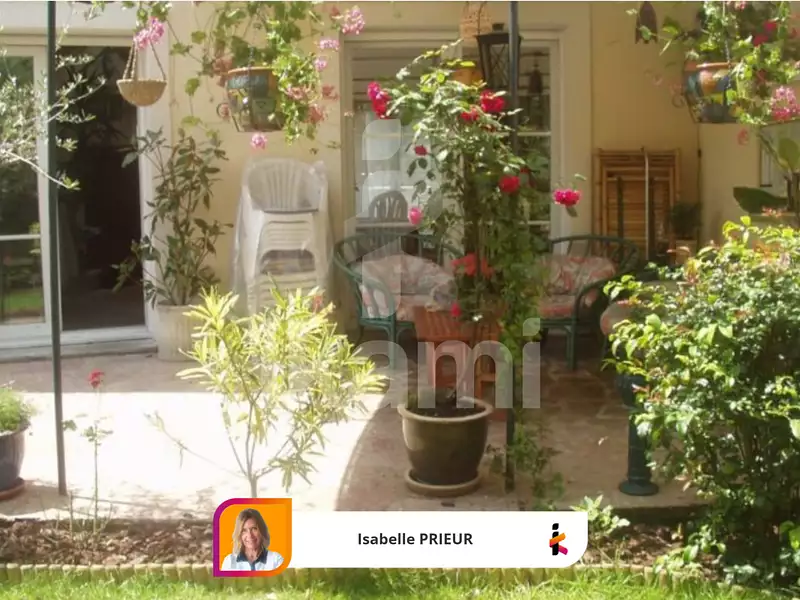 Maison, 200 m²