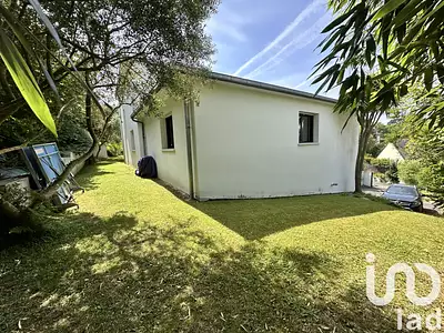 Maison, 215 m²