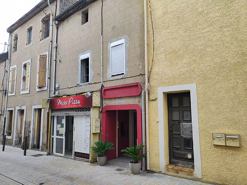 Immeuble, 82 m²