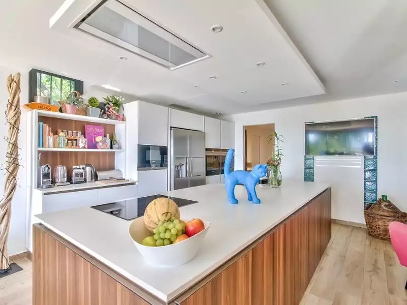 Maison, 287 m²