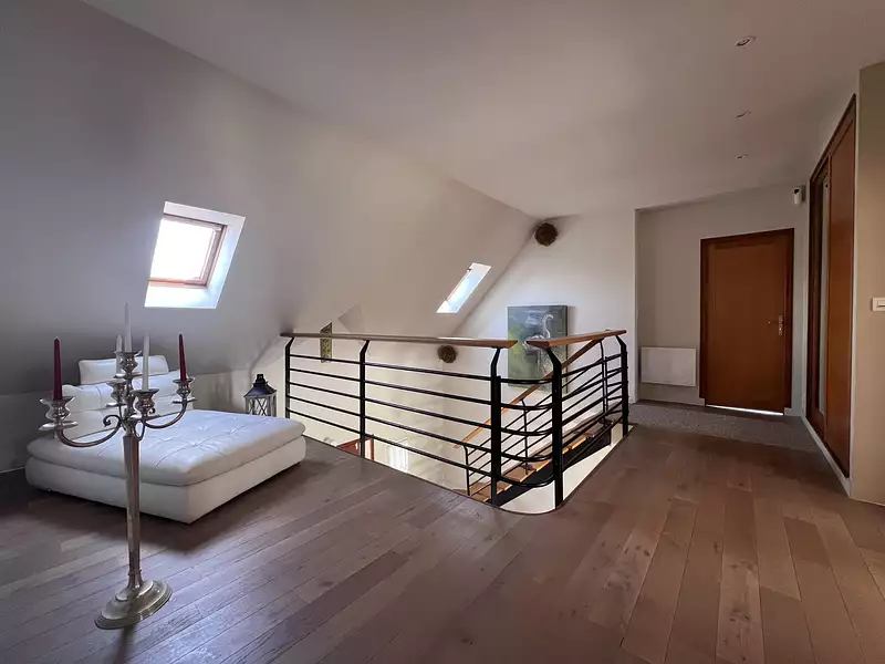 Maison, 260 m²