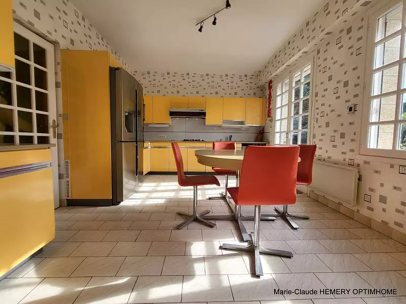 Maison, 267 m²
