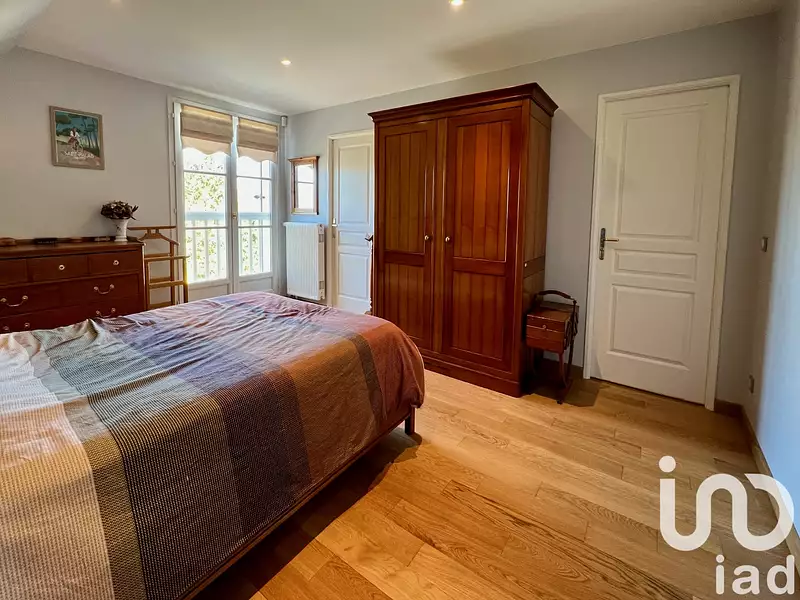 Maison, 168 m²
